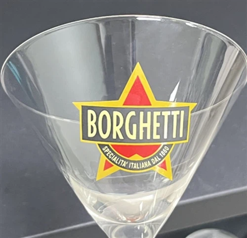 Materiāli vannas istabas izlietnēm